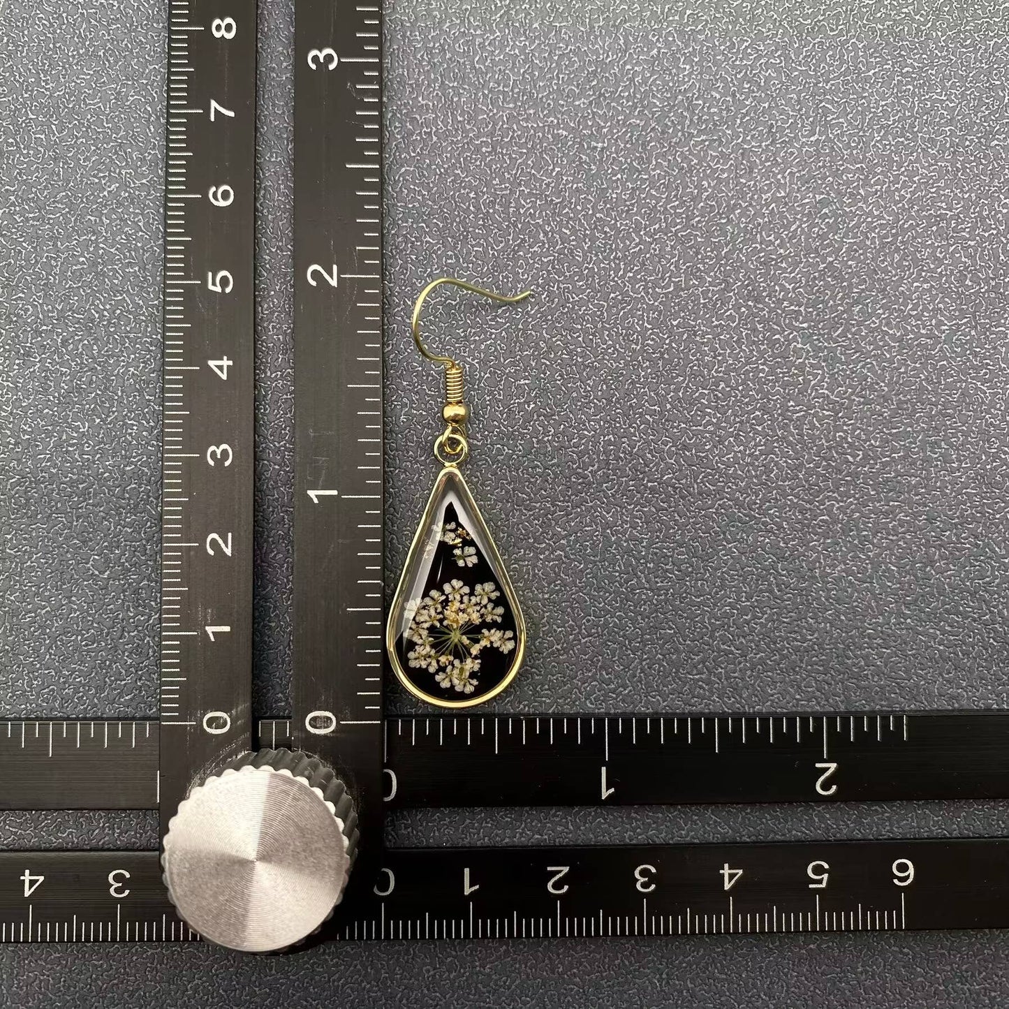 Queen Anne's Lace Dried Flower Black Droplet Earrings - PDF