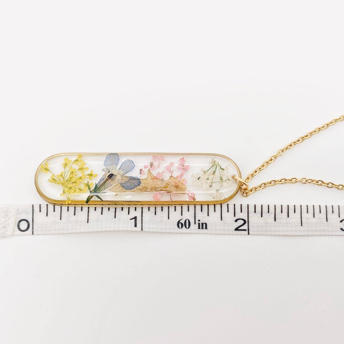 Long Ellipse Charm Dried Flowers Necklace - PDF